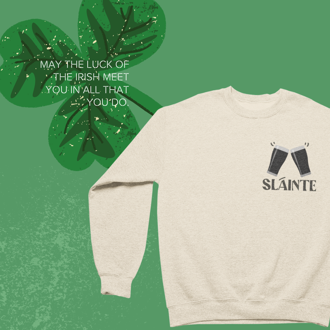 Sweat-shirt à col rond avec écusson de poitrine Sláinte – Irish Pride & Comfort